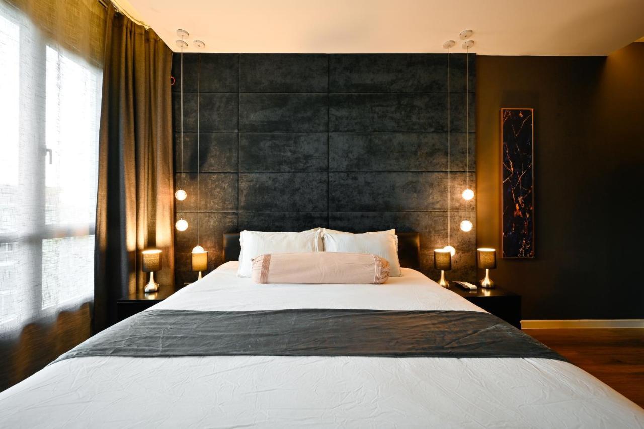 Estella Heights Saigon City View 2Br Apartment & Pool, Hô Chi Minh-Ville Extérieur photo